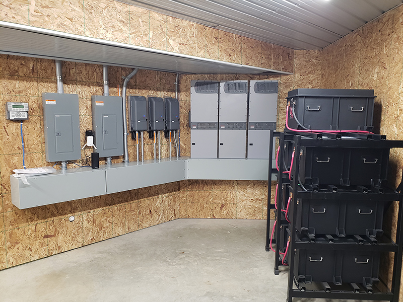 Sunlink inverters and batteries are used for household energy storage