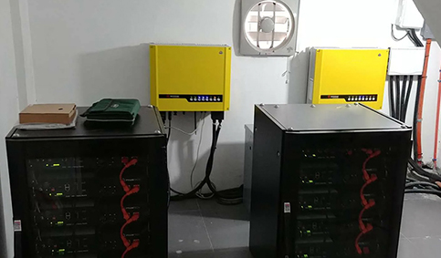 Sunlink inverters and batteries are used for household energy storage