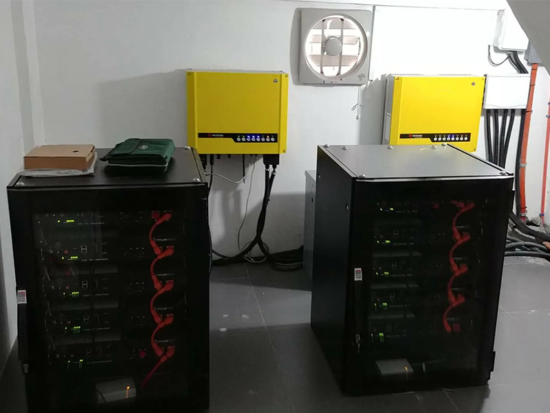 Sunlink inverters and batteries are used for household energy storage