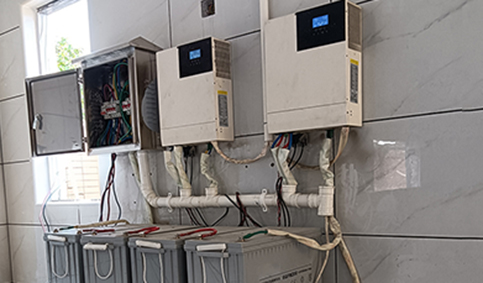 Sunlink inverters and batteries are used for household energy storage